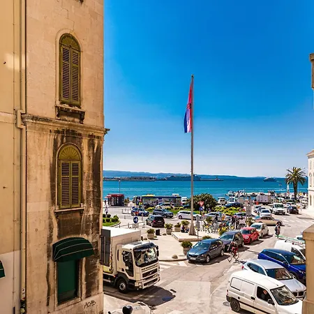 Riva Guest house