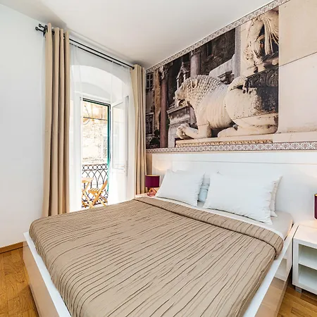 Riva Guest house 4*